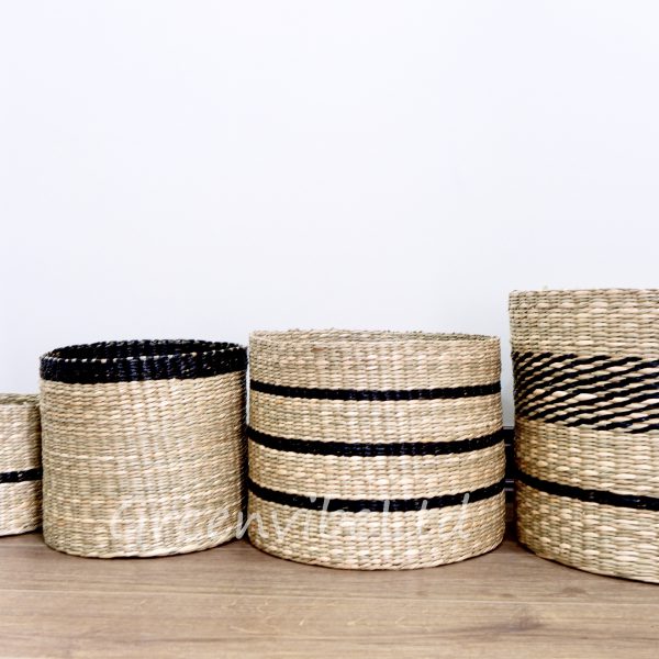 Round Patterned seagrass planters