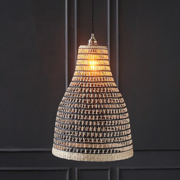 Beautiful, meticulous and so well made, Black Seagrass Lamp Shade gives perfect shade and reflections for interesting atmospheric design.