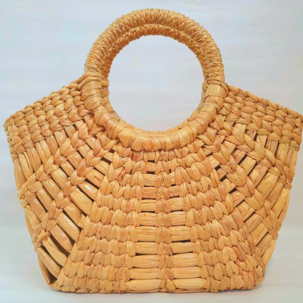 This water hyacinth bag can store your stuff for travel such as food, wallet, glasses, cell phone, cosmetics, etc.
